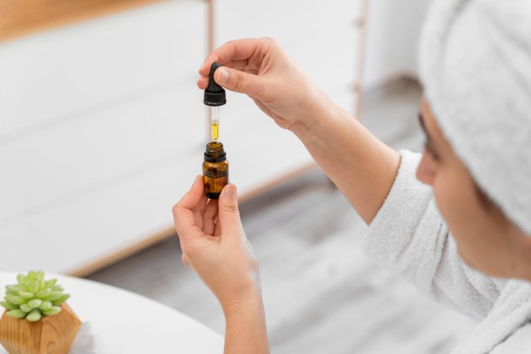 Aromaterapia w pielęgnacji – jak działa masaż AROMA POWER by Oilo?
